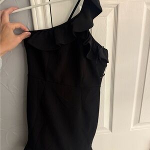 One shoulder ruffle mini black dress